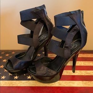Jessica Simpson black heels